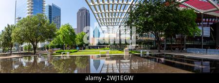 Dallas Performing Arts Center Theater Building Panorama au Texas, États-Unis Banque D'Images