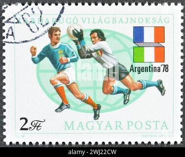 Timbre-poste oblitéré imprimé par la Hongrie, qui montre promeut la Coupe du monde de football, Argentine 1978, vers 1978. Banque D'Images