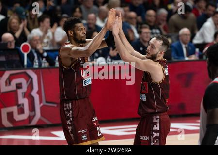 Venise, Italie. 11 février 2024. Jeff Brooks et Max Heidegger lors du Umana Reyer Venezia vs Estra Pistoia au Taliercio à Venise, Italie le 11 février 2024 lors du Umana Reyer Venezia vs Estra Pistoia, match italien de basket Serie A à Venise, Italie, 11 février 2024 crédit : Independent photo Agency/Alamy Live News Banque D'Images