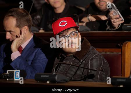 Naples, Italie. 12 février 2024. Le chanteur napolitain Emanuele Palumbo aka Geolier, au mâle angevin pour recevoir la plaque du maire de Naples Gaetano Manfredi, pour célébrer le succès obtenu au festival Sanremo 2024 crédit : Agence photo indépendante / Alamy Live News Banque D'Images