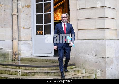 Paris, France. 10 février 2024. Thomas Cazenave Ministre de l'action publique et des comptes lors d'un "séminaire de travail" ministériel du gouvernement avec le premier ministre français à l'Hôtel Matignon le 10 février 2024 à Paris, France. Crédit : Victor Joly/Alamy Live News Banque D'Images