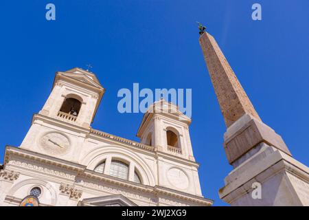 Rome, IT - 11 août 2023 : Institut Sacré-cœur Trinita dei Monti Banque D'Images