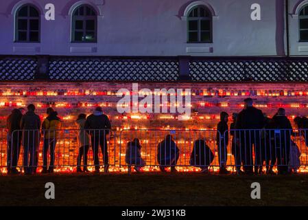 Veillée aux chandelles organisée en l'honneur des festivités du jour de l'indépendance de la Lettonie Banque D'Images