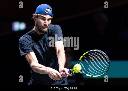 Rotterdam, pays-Bas. 12 février 2024. ROTTERDAM, PAYS-BAS - 12 FÉVRIER : Maxime Cressy des États-Unis et de la France pendant le premier jour de l'ABN AMRO Open 2024 à Ahoy le 12 février 2024 à Rotterdam, pays-Bas. (Photo de Joris Verwijst/Agence BSR) crédit : Agence BSR/Alamy Live News Banque D'Images