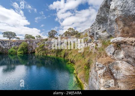 Little Blue Lake à Mount Gambier, Australie méridionale. Banque D'Images