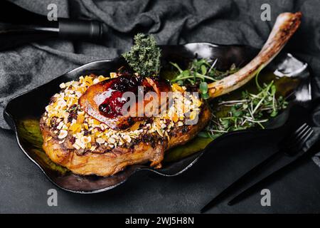 Filet de bœuf grillé au foie gras Banque D'Images