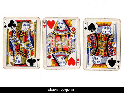 Cartes à jouer vintage montrant un jack, une reine et un roi isolés sur un fond blanc. Banque D'Images