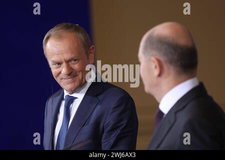 Berlin, Deutschland, 12.02.2024, Bundeskanzleramt : Empfang des polnischen Ministerpräsidenten durch den deutschen Bundeskanzler : Donald Tusk und Olaf Scholz *** Berlin, Allemagne, 12 02 2024 réception du premier ministre polonais par la chancelière allemande Donald Tusk et Olaf Scholz Copyright : xdtsxNachrichtenagenturx dts 30573 Banque D'Images