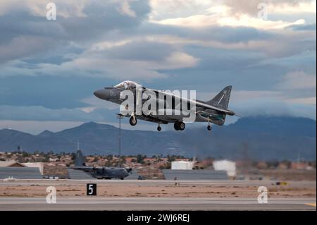 U.S. Marines Support Green Flag 24-04  at Nellis Air Force Base, Nevada, Jan. 17, 2024. Photo by William Lewis Banque D'Images