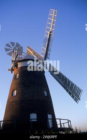 Royaume-Uni, Essex, Thaxted, le moulin à vent John Webb, aujourd'hui musée. Banque D'Images