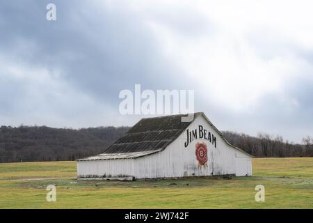 Clermont, Kentucky - 26 janvier 2024 : vue depuis le site historique Jim Beam alias James B. Beam Bourbon Distillery and Homestead le long du Kentucky Bour Banque D'Images