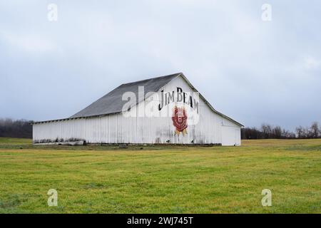 Clermont, Kentucky - 26 janvier 2024 : vue depuis le site historique Jim Beam alias James B. Beam Bourbon Distillery and Homestead le long du Kentucky Bour Banque D'Images