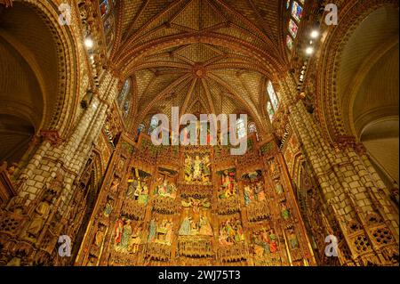 Architecture médiévale intérieure dans la cathédrale de Tolède, Tolède, Espagne Banque D'Images