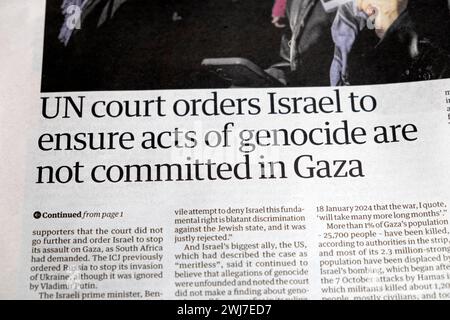 "Un tribunal de l'ONU ordonne à Israël de veiller à ce que des actes de génocide ne soient pas commis à Gaza" titre du journal Guardian 27 janvier 2014 Londres Royaume-Uni Banque D'Images