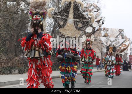 Premier festival de mascarade 'Djamala' à Kyustendil, Bulgarie Banque D'Images