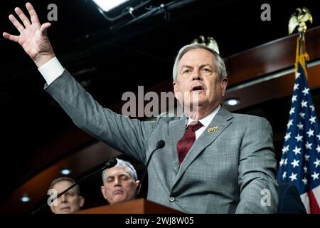 Washington, District de Columbia, États-Unis. 13 février 2024. Le représentant américain RALPH NORMAN (R-SC) s'exprimant lors d'une conférence de presse du House Freedom Caucus sur la réautorisation de la FISA (Foreign Intelligence surveillance Act) au Capitole des États-Unis. (Crédit image : © Michael Brochstein/ZUMA Press Wire) USAGE ÉDITORIAL SEULEMENT! Non destiné à UN USAGE commercial ! Banque D'Images