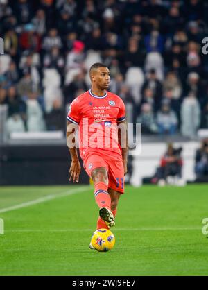 Turin, Italie. 12 février 2024. Walace Souza Silva, bien connu sous le nom de Walace of Udinese Calcio vu en action lors du match entre Juventus FC et Udinese Calcio dans le cadre de la Serie A italienne, match de football au stade Allianz. Score final, Juventus FC 0:1 Udinese Calcio crédit : SOPA images Limited/Alamy Live News Banque D'Images