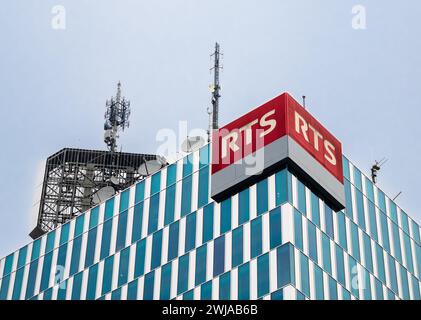 Genève, Suisse - 3 février 2024 : le signe et le logo de la Radio télévision suisse francophone RTS Banque D'Images