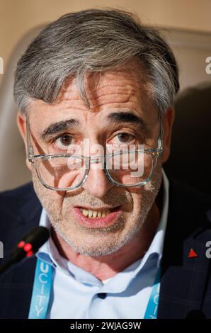 Bruxelles, Belgique. 14 février 2024. Khalid Zian, président de Brulocalis, a photographié lors d'une conférence de presse pour présenter le mémorandum conjoint des centres de bien-être belges OCMW - CPAS, mercredi 14 février 2024 à Bruxelles. L'association des villes et communes flamande, wallonne et bruxelloise a préparé diverses propositions pour le gouvernement fédéral en vue de lutter contre la pauvreté. BELGA PHOTO BENOIT DOPPAGNE crédit : Belga News Agency/Alamy Live News Banque D'Images