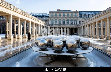 Paris, France, Fontaines Sphérades au Conseil d'État du jardin du Palais Royal, éditorial seulement. Banque D'Images