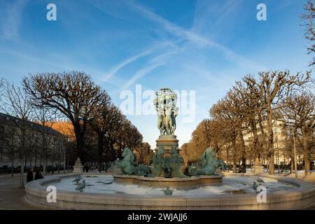 Paris, France, Fontaine des quatre Parties du monde au jardin des grands-explorateurs dans le 6ème arrondissement de Paris, éditorial o Banque D'Images