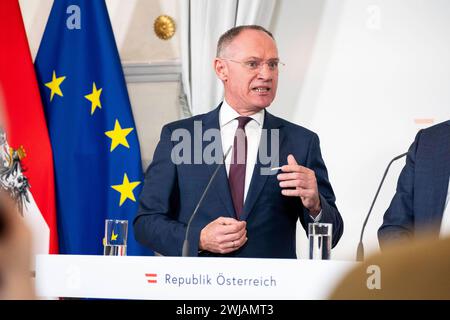 Wien, Österreich. 14. Février 2024. Pressefoyer nach Ministerrat der Österreichischen Bundesregierung. Bild zeigt Innenminister Gerhard Karner ÖVP. *** Vienne, Autriche 14 février 2024 foyer de la presse après le Conseil des ministres du gouvernement fédéral autrichien des photos montrent le ministre de l'intérieur Gerhard Karner ÖVP Banque D'Images