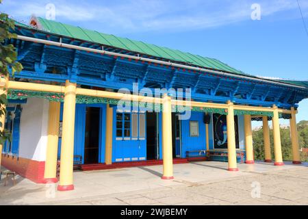 Août 29 2023 - Karakol au Kirghizistan : la mosquée Dungan par une journée ensoleillée Banque D'Images