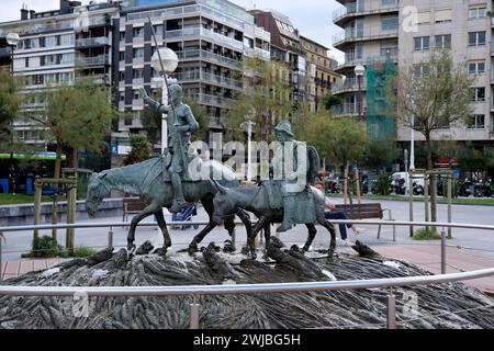 Sculpture de Don Quijote et Sancho Panza, Plaza Cervantes, Donostia, San Sebastián, Communauté autonome basque, Espagne, Europe Banque D'Images