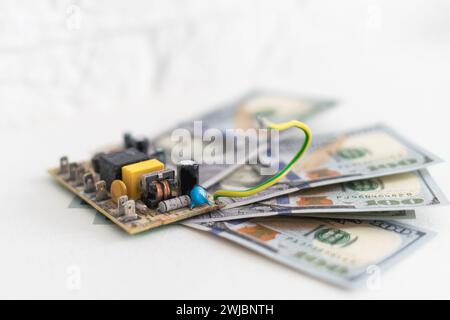 argent et puce électronique Banque D'Images