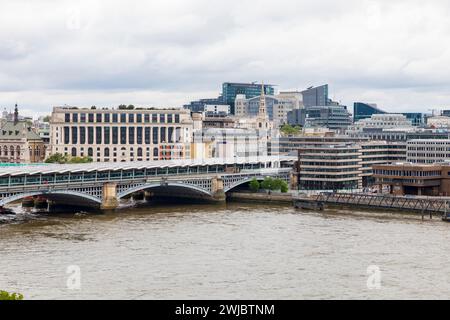 Pont de la gare ferroviaire de Blackfriars Banque D'Images