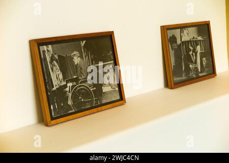 Photographies vintage de la peinture de Pierre Auguste Renoir, exposées en studio au Musée Renoir, ancienne maison de Renoir à Cagnes-sur-mer, France. (135) Banque D'Images