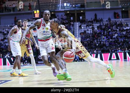 Turin, Italie. 14 février 2024. Reyer Venezia vs Astra Pistoia, match de la Coupe d'Italie de basket-ball masculin à Turin, Italie, 14 février 2024 crédit : Agence photo indépendante/Alamy Live News Banque D'Images