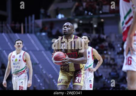 Turin, Italie. 14 février 2024. Reyer Venezia vs Astra Pistoia, match de la Coupe d'Italie de basket-ball masculin à Turin, Italie, 14 février 2024 crédit : Agence photo indépendante/Alamy Live News Banque D'Images