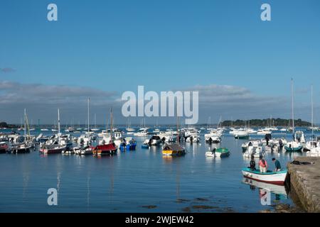 Sarzeau (Bretagne, nord-ouest de la France) : le Logeo Marina dans le Golfe du Morbihan Banque D'Images