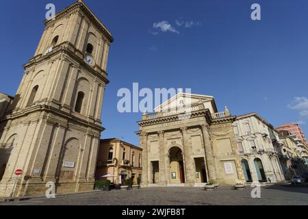 Extérieur de Madonna del Ponte, cathédrale de Lanciano, province de Chieti, Abruzzes, Italie Banque D'Images