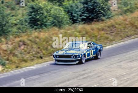 Peter Revson au volant d'une Ford Mustang Boss 302 Shelby Racing lors de la TRANS-Am 1969 au circuit Mont-Tremblant en tous Jovite, Québec, DNF Banque D'Images