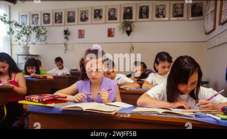 Roumanie, classe d'école primaire à Bucarest. Banque D'Images