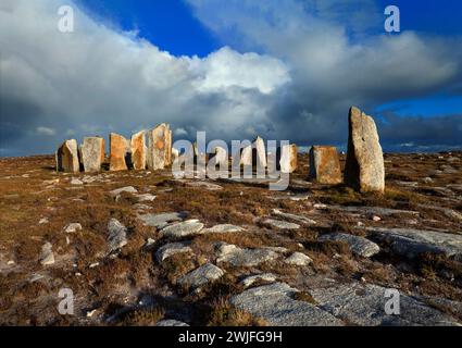 St Deirbhle’s Twist, sculpture contemporaine située à l’extrémité sud de la péninsule de Mullet dans le comté de Mayo, en Irlande. Banque D'Images