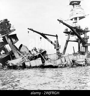 Seconde Guerre mondiale - épave du cuirassé USS Arizona, Pearl Harbor, Hawaï, 7 décembre 1941 Banque D'Images
