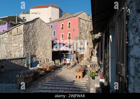 Bazaar Street à Mostar, boutique de souvenirs Banque D'Images