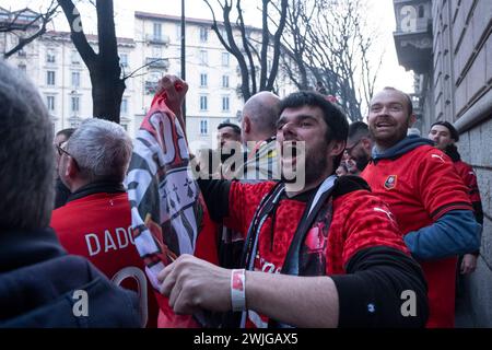 Milan, Italie. 15 février 2024. Foto Alessandro Cimma/LaPresse 15-02-2024 Milano, Italie. Il corteo dei tifosi della squadra di calcio "Rennes" verso lo stadio Giuseppe Meazza (San Siro) per la partita Rennes-Milan. Photo Alessandro Cimma/LaPresse 15-02-2024 Milan, Italie. Le cortège des supporters de l'équipe de football "Rennes" vers le stade Giuseppe Meazza (San Siro) pour le match Rennes-Milan. Crédit : LaPresse/Alamy Live News Banque D'Images