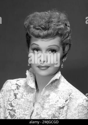 Lucille Ball. Portrait de l'actrice et comédienne américaine Lucille désirée Ball (1911-1989), toujours tiré de I Love Lucy épisode 'face to face', 1955 Banque D'Images