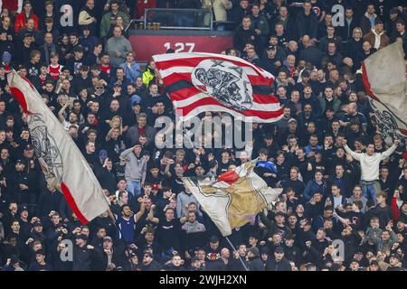 Amsterdam, pays-Bas. 15 février 2024. AMSTERDAM, 15-02-2024, JohanCruyff Stadium, Europa Conference League saison 2023/2024. Match entre Ajax et FK Bodo/Glimt. Fans de Ajax Credit : Pro Shots/Alamy Live News Banque D'Images