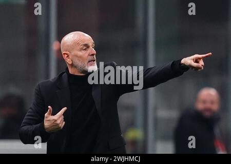 Milan, Italie. 15 février 2024. Foto Spada/LaPresse 15 Febbraio 2024 - Milan, Italie - sport, calcio - AC Milan vs Rennes - Europa League 2023/2024 - play off - Stadio San Siro Nella foto:Stefano Pioli (AC Milan);15 février 2024 Milan, Italie - sport, calcio - AC Milan vs Rennes - Europa League 2023/2024 - San Siro Stadium . Sur la photo : Stefano Pioli (AC Milan) ; crédit : LaPresse/Alamy Live News Banque D'Images