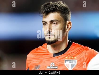 São Paulo Brésil. 11 février 2024. Gardien Rafael, lors d'un match entre São Paulo et Santos, valable pour la 8ème manche du football brésilien Banque D'Images