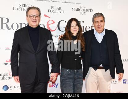 Milan, Italie. 16 février 2024. Milan, Italie Romeo est Juliette film photocall première Giovanni Veronesi réalisateur Pilar Fogliati et Geppi Cucciari avec des invités dans la photo:producteurs crédit : Agence photo indépendante / Alamy Live News Banque D'Images