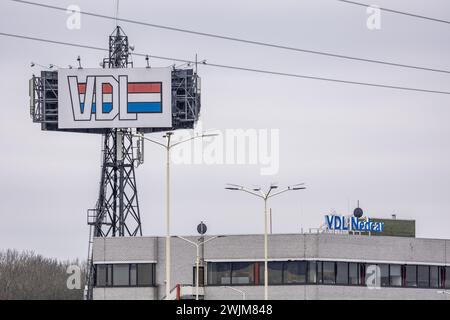 BORN - logo du constructeur automobile VDL Nedcar. La production d'un grand nombre de voitures particulières prendra fin à cet endroit. ANP MARCEL VAN HOORN pays-bas Out - belgique Out Banque D'Images