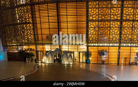 Dubaï, Émirats arabes Unis, 2 février 2024 : Opéra de Dubaï, centre multi-arts de la scène Banque D'Images