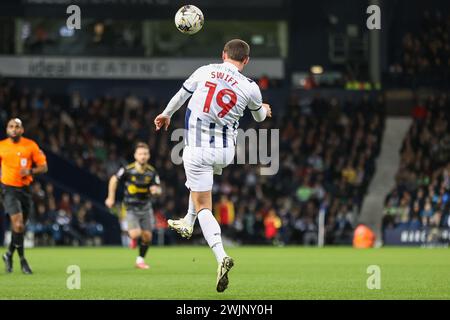 West Bromwich, Royaume-Uni. 16 février 2024. John Swift de West Bromwich Albion en action lors de l'EFL Sky Bet Championship match entre West Bromwich Albion et Southampton aux Hawthorns, West Bromwich, Angleterre le 16 février 2024. Photo de Stuart Leggett. Utilisation éditoriale uniquement, licence requise pour une utilisation commerciale. Aucune utilisation dans les Paris, les jeux ou les publications d'un club/ligue/joueur. Crédit : UK Sports pics Ltd/Alamy Live News Banque D'Images