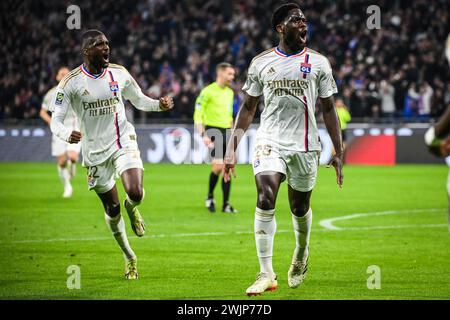 Decines-Charpieu, France, France. 16 février 2024. Orel MANGALA de Lyon célèbre son but avec Clinton MATA de Lyon lors du match de Ligue 1 entre l'Olympique Lyonnais (OL) et l'OGC Nice au Groupama Stadium le 16 février 2024 à Decines-Charpieu près de Lyon. (Crédit image : © Matthieu Mirville/ZUMA Press Wire) USAGE ÉDITORIAL SEULEMENT! Non destiné à UN USAGE commercial ! Crédit : ZUMA Press, Inc/Alamy Live News Banque D'Images